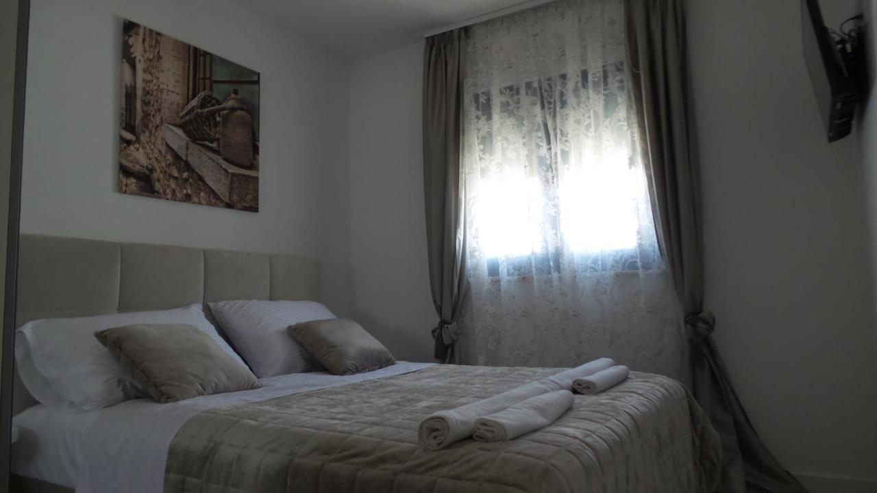 Apartments L-A-M ポドストラナ エクステリア 写真